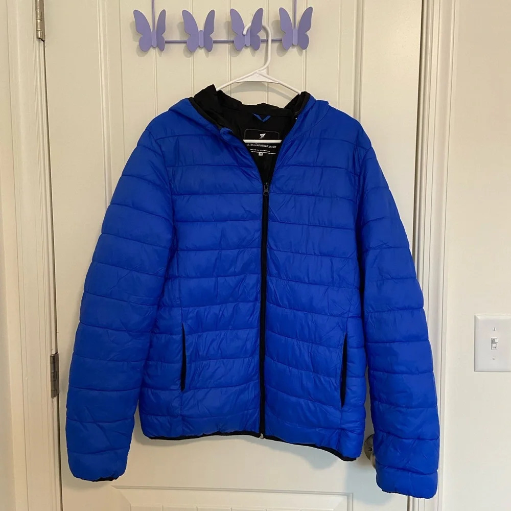 EUC‎ | Adult workout ultra lightweight electric blue puffer jacket — medium